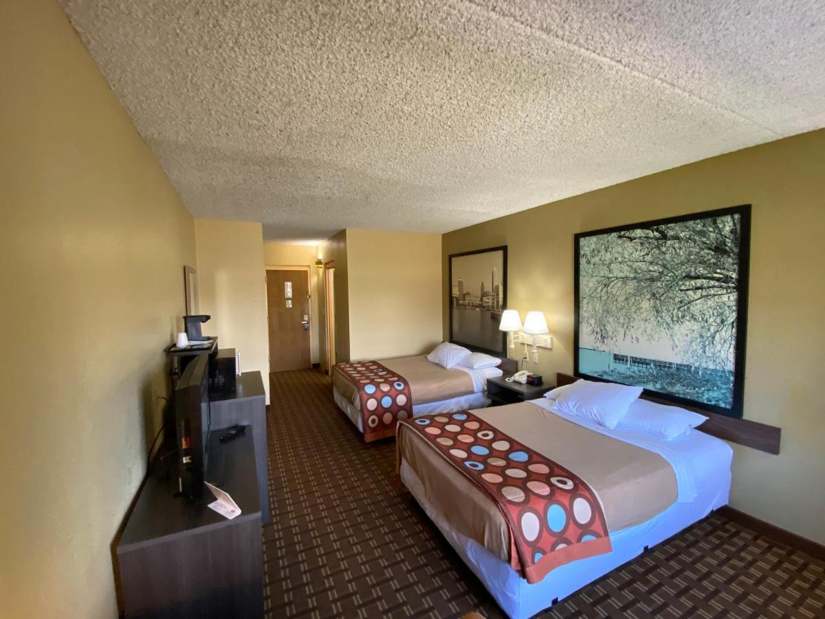 Hotel Super 8 By Wyndham Port Clinton Exteriér fotografie